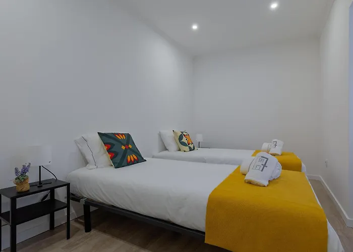 Casa 7 Janelas Апартаменты Пениши