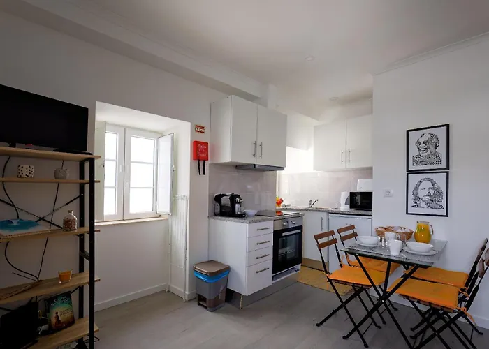 Casa 7 Janelas * Пениши